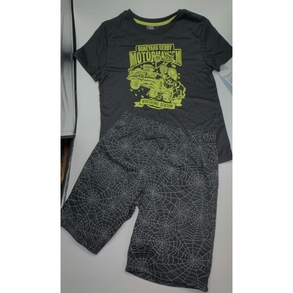 Boys size large (10/12) Cat & Jack Halloween outfit. P
